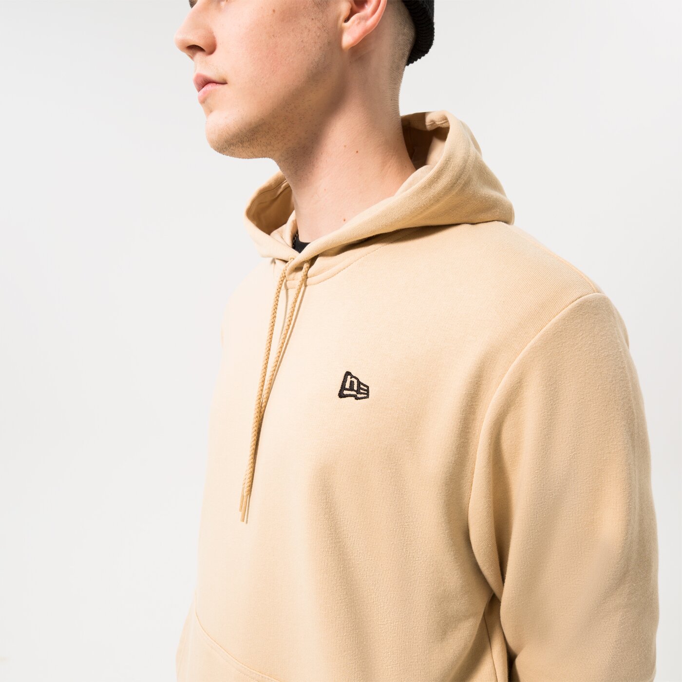 NEW ERA HOODIE NE ess NONE Beige