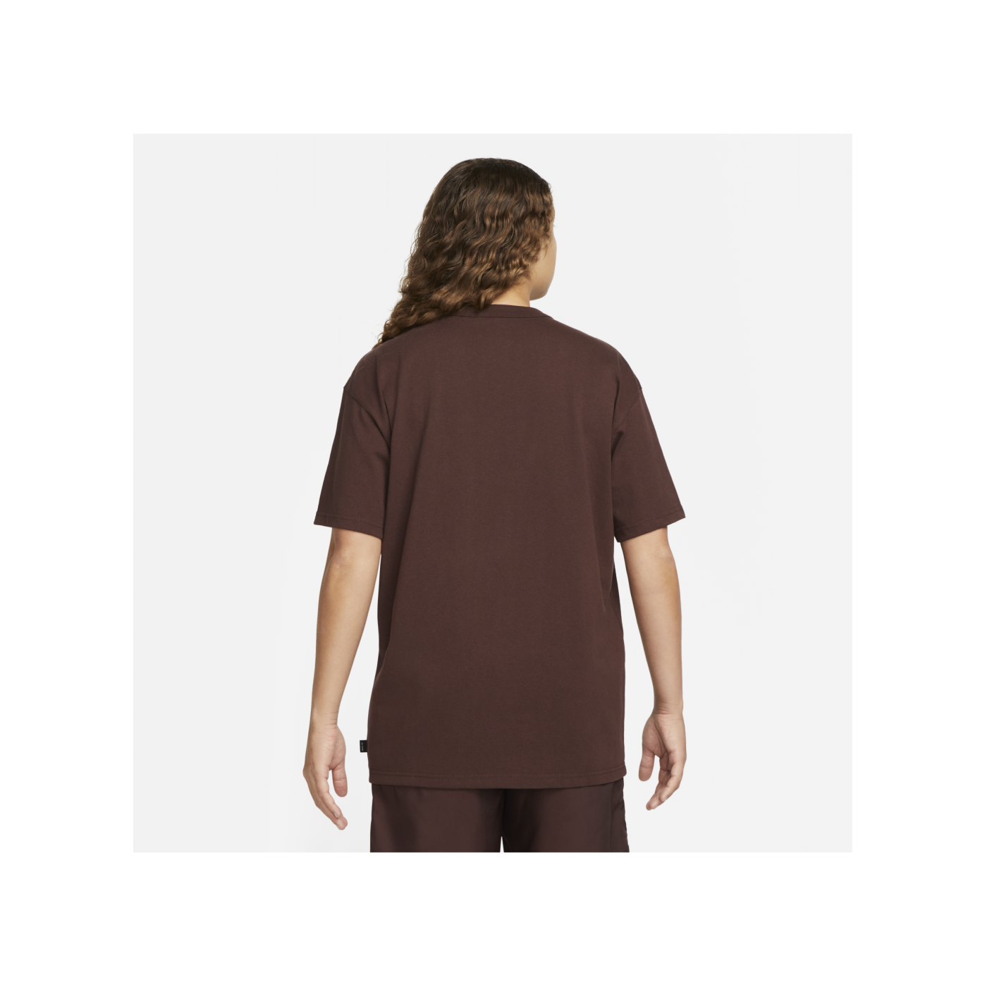 Nike Premium Essentials T-Shirt Braun F227