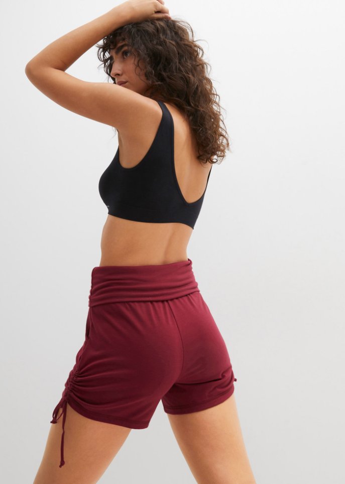 Shorts mit Raffung