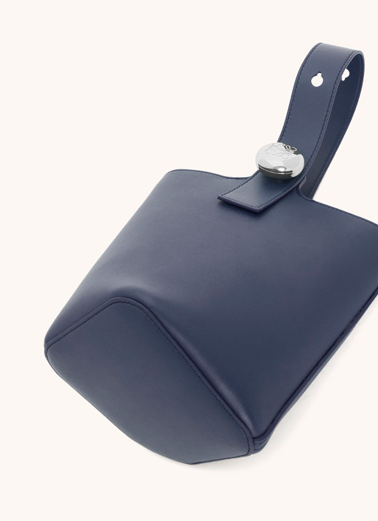 LOEWE Pebble Bucket Mini crossbody bag made of calfskin
