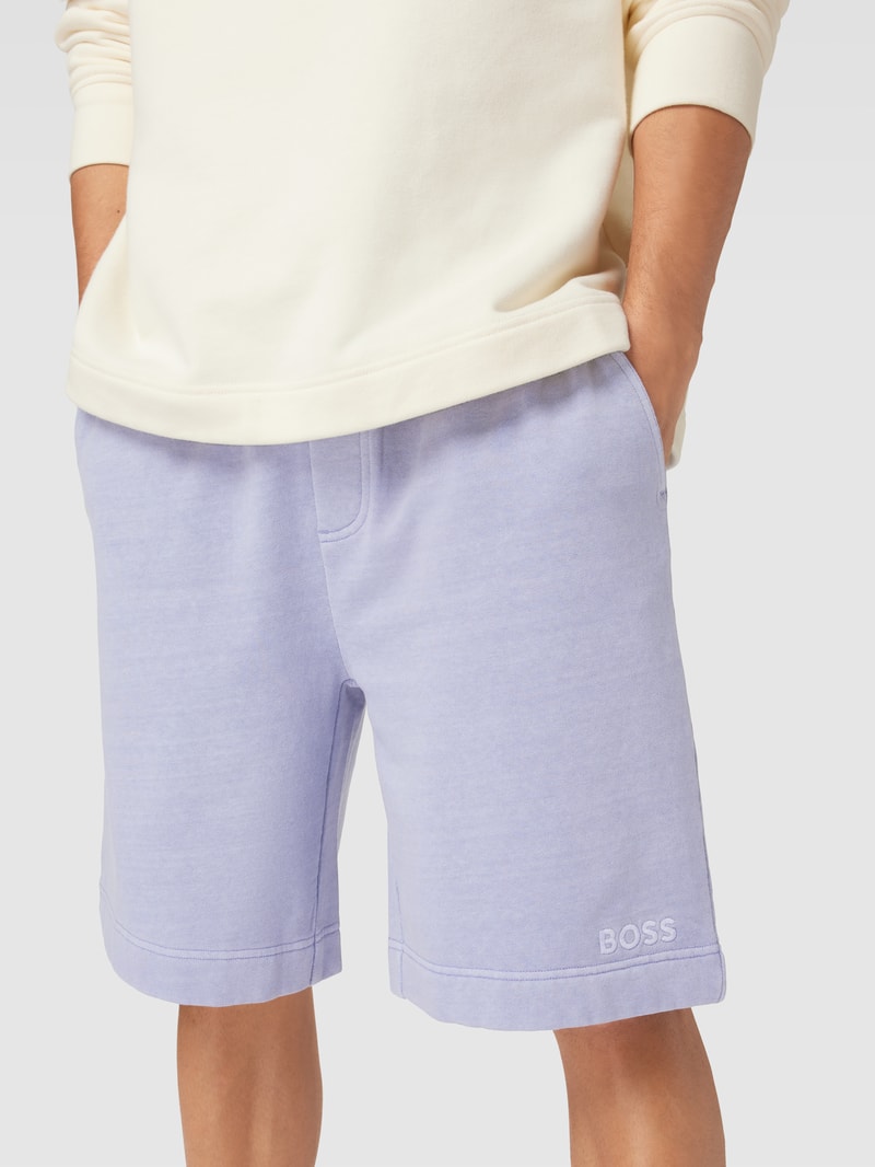 Shorts mit Label-Stitching Modell 'Neon' in lila