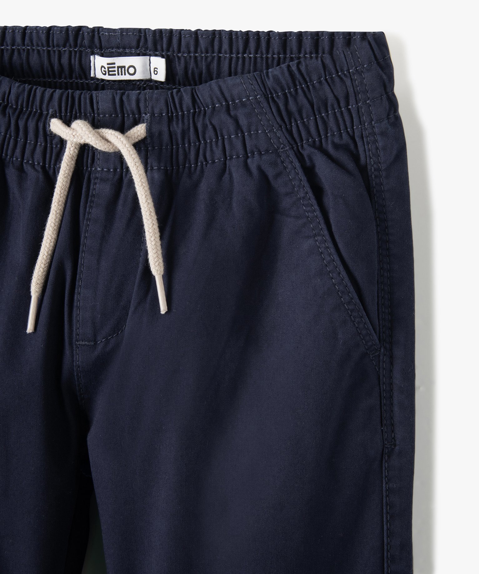 Pantalon resserré aux chevilles avec surpiqres sur les ge... marine | GEMO