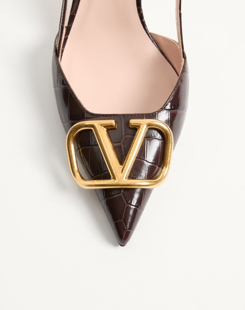 Sapato de salto slingback de 80 mm em couro de bezerro com estampa da assinatura VLogo.