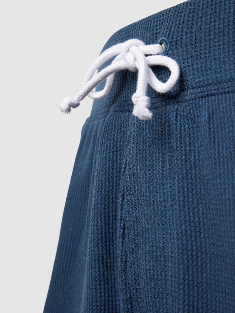 Pyjama-Shorts mit Strukturmuster Modell 'Waffle' in dunkelblau