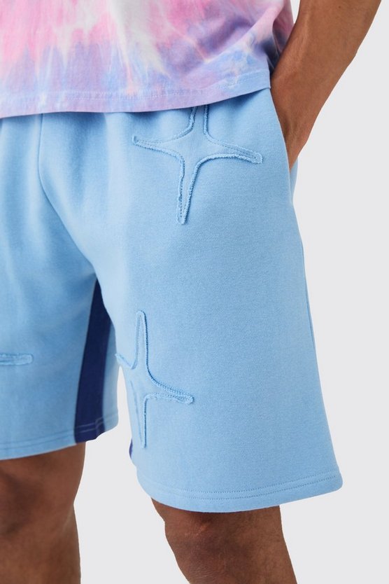 Lockere blaue Shorts mit Applikation