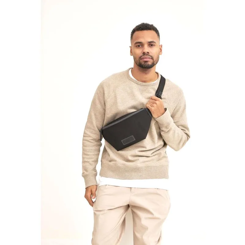 Jost TALLINN Crossover Bag - schwarz