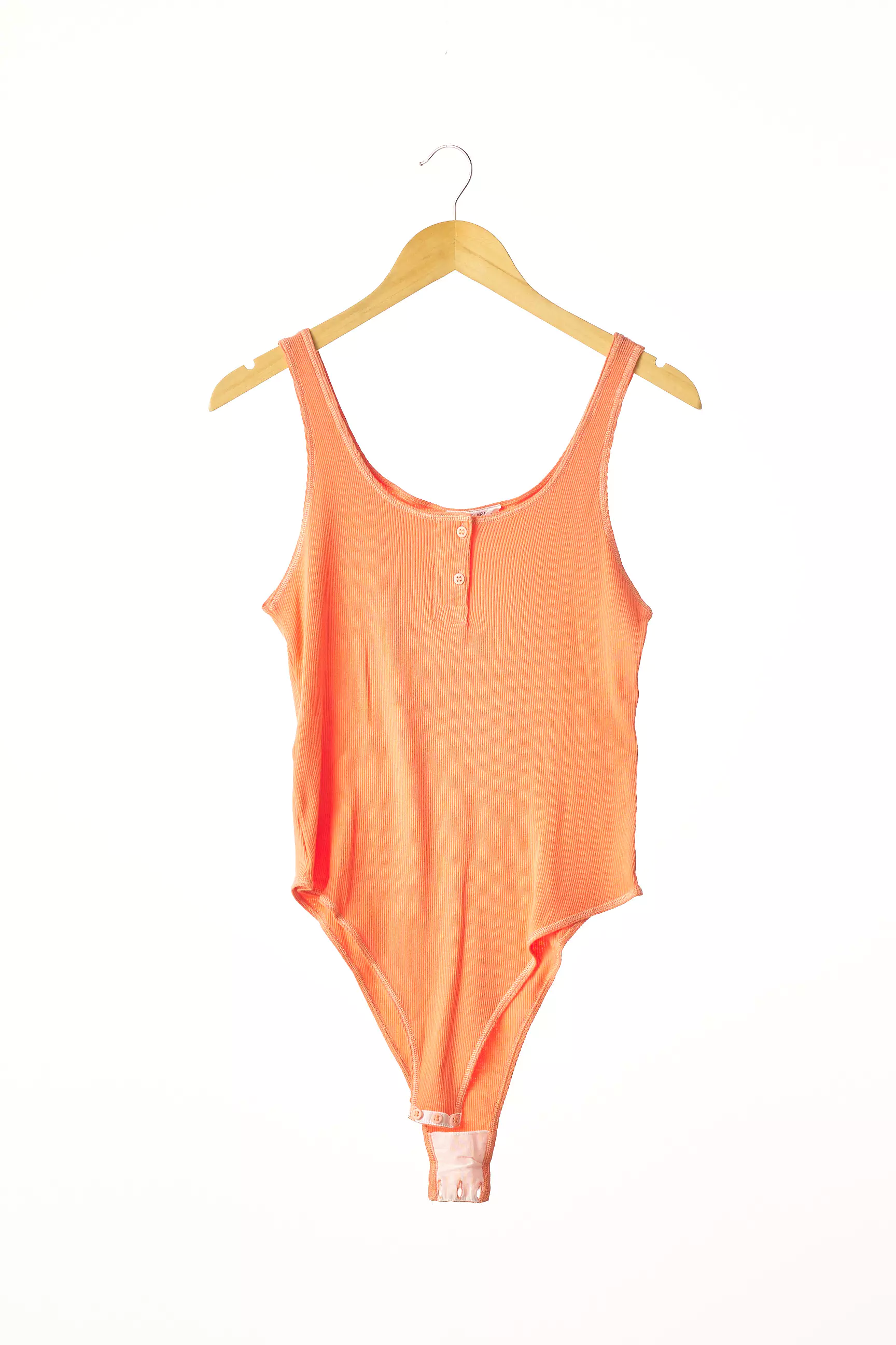Armani Body Femme couleur orange