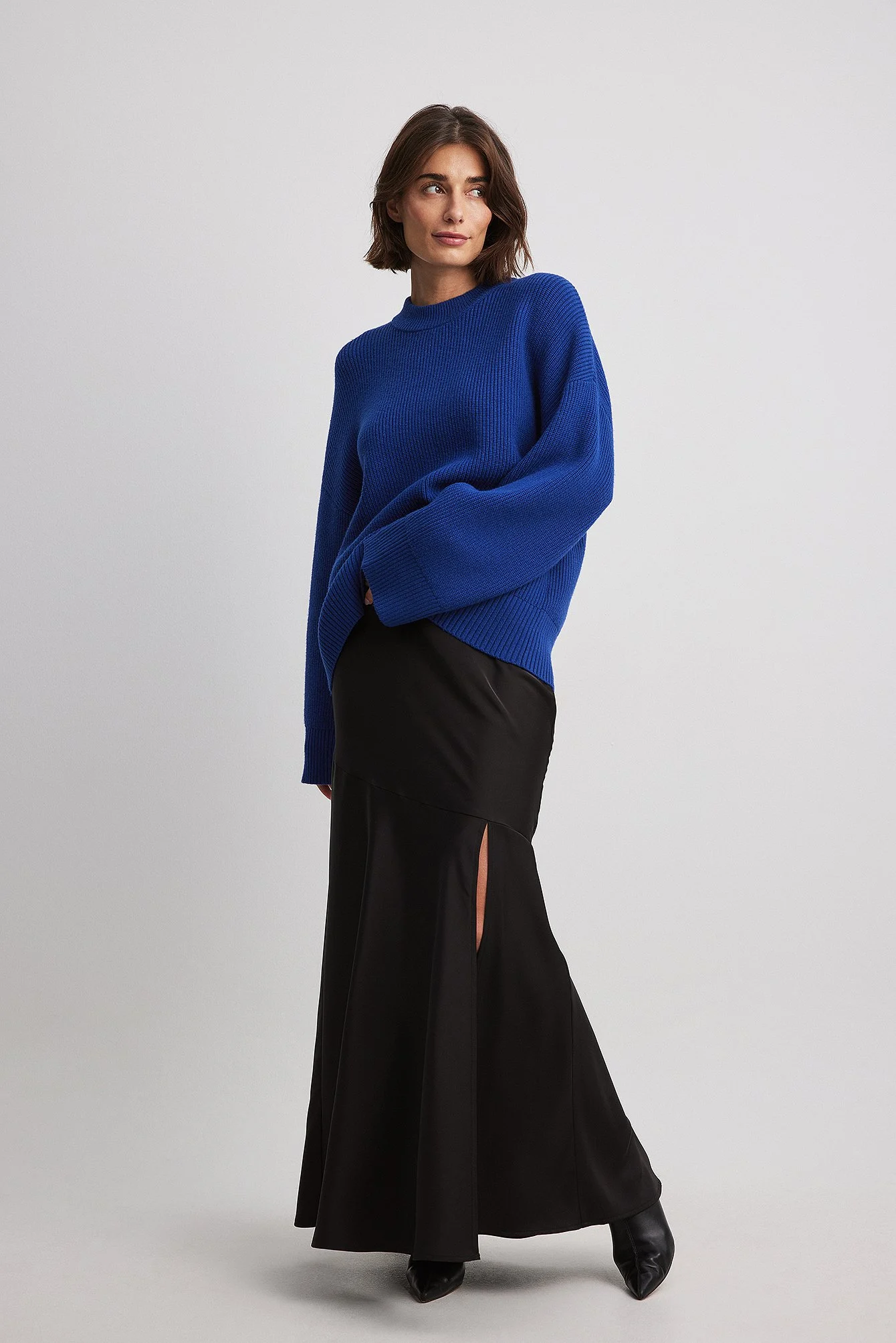 Rundhalsausschnitt Strickpullover