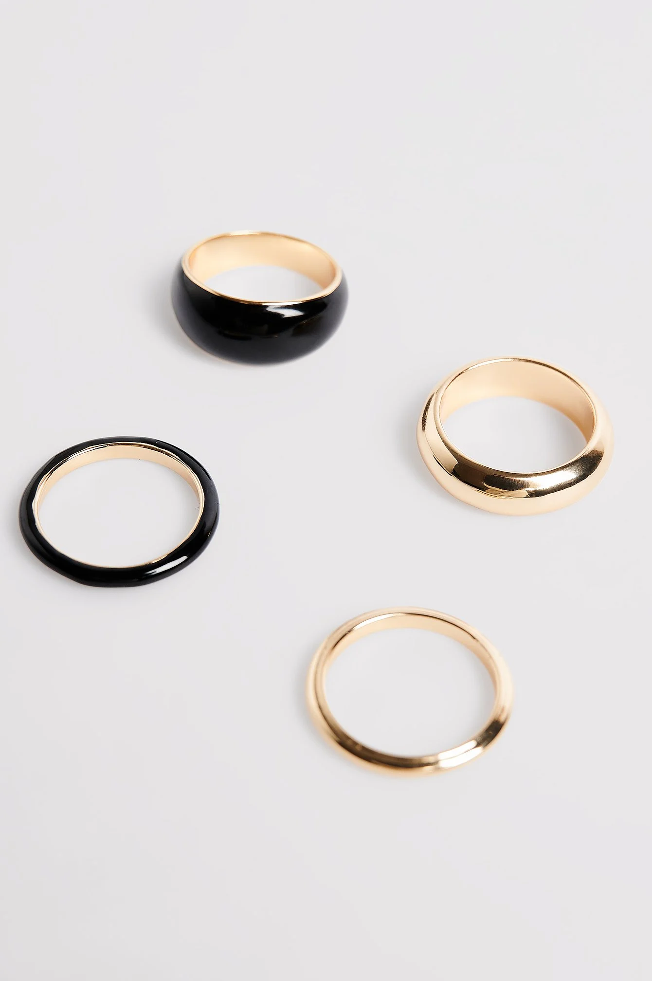 Gemischte farbige Ringe