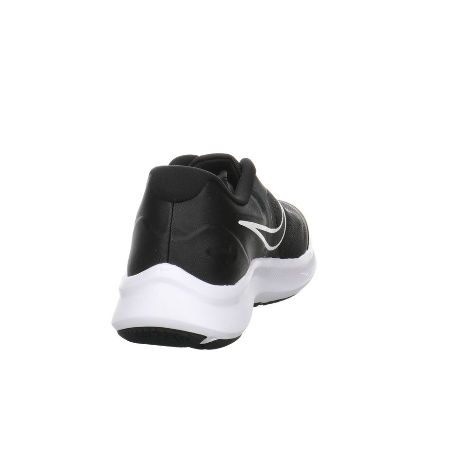 Nike Star Runner 3 Sneaker