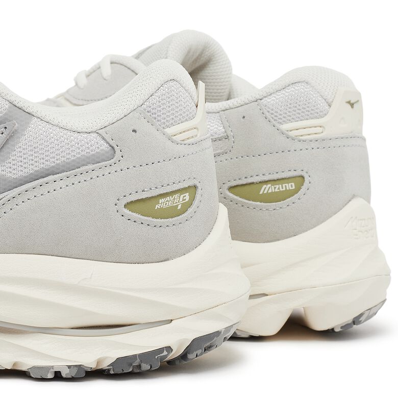 Mizuno Wave Rider nimbus cloud/quiet shade/haorbor mist