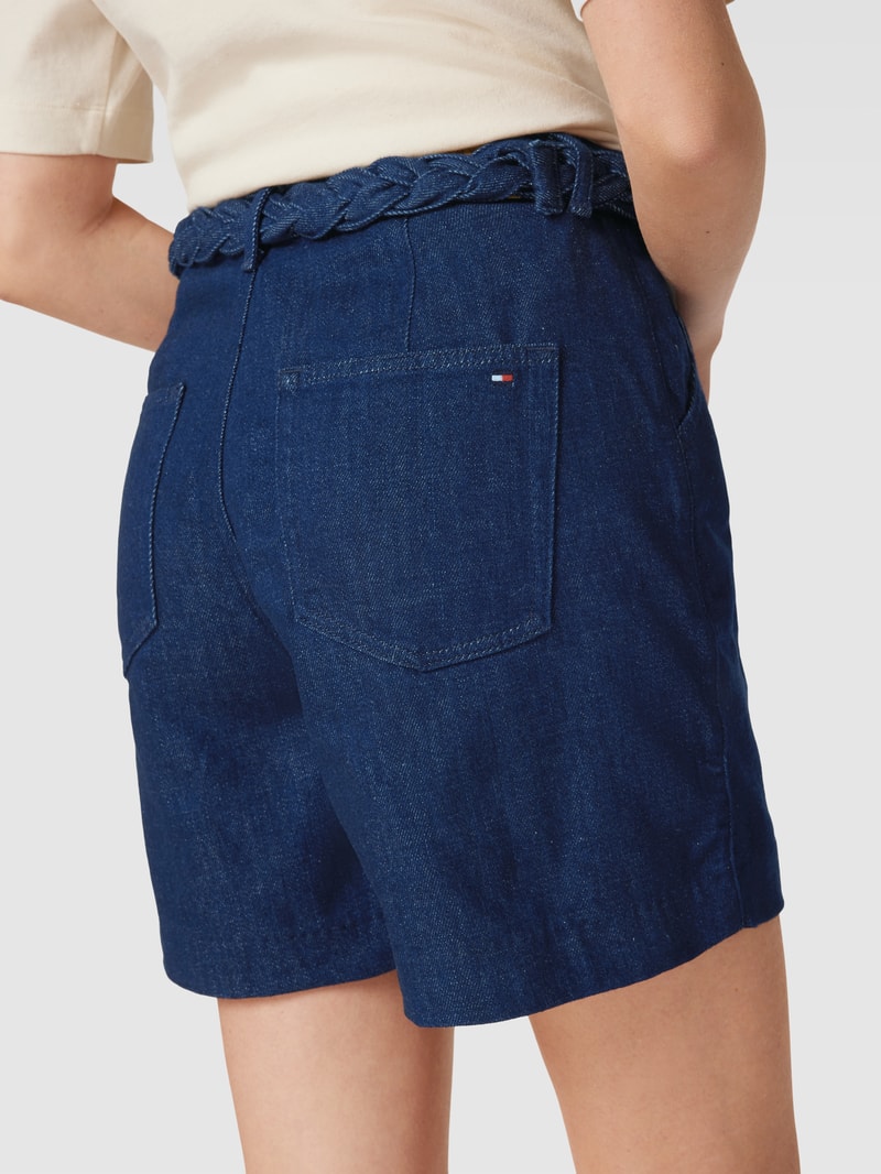 Jeansshorts mit Stoffgürtel Modell 'FLARE' in jeans