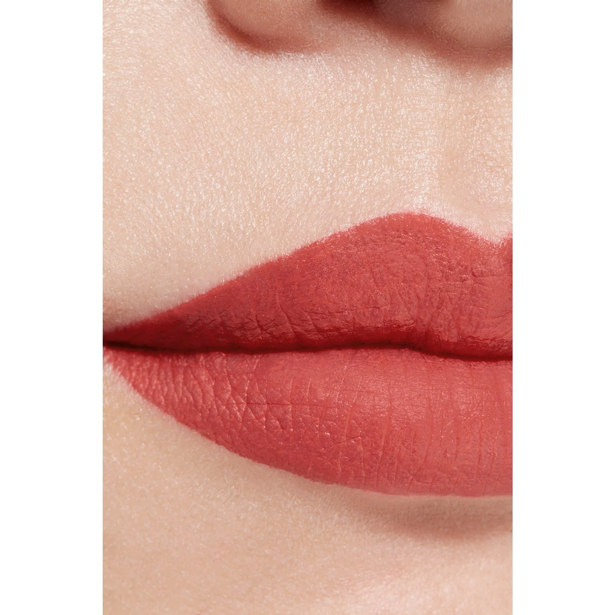 ROUGE ALLURE LIQUID VELVET - EL LABIAL MATTE FLUIDO DE ULTRA LARGA DURACIÓN E INTENSO
