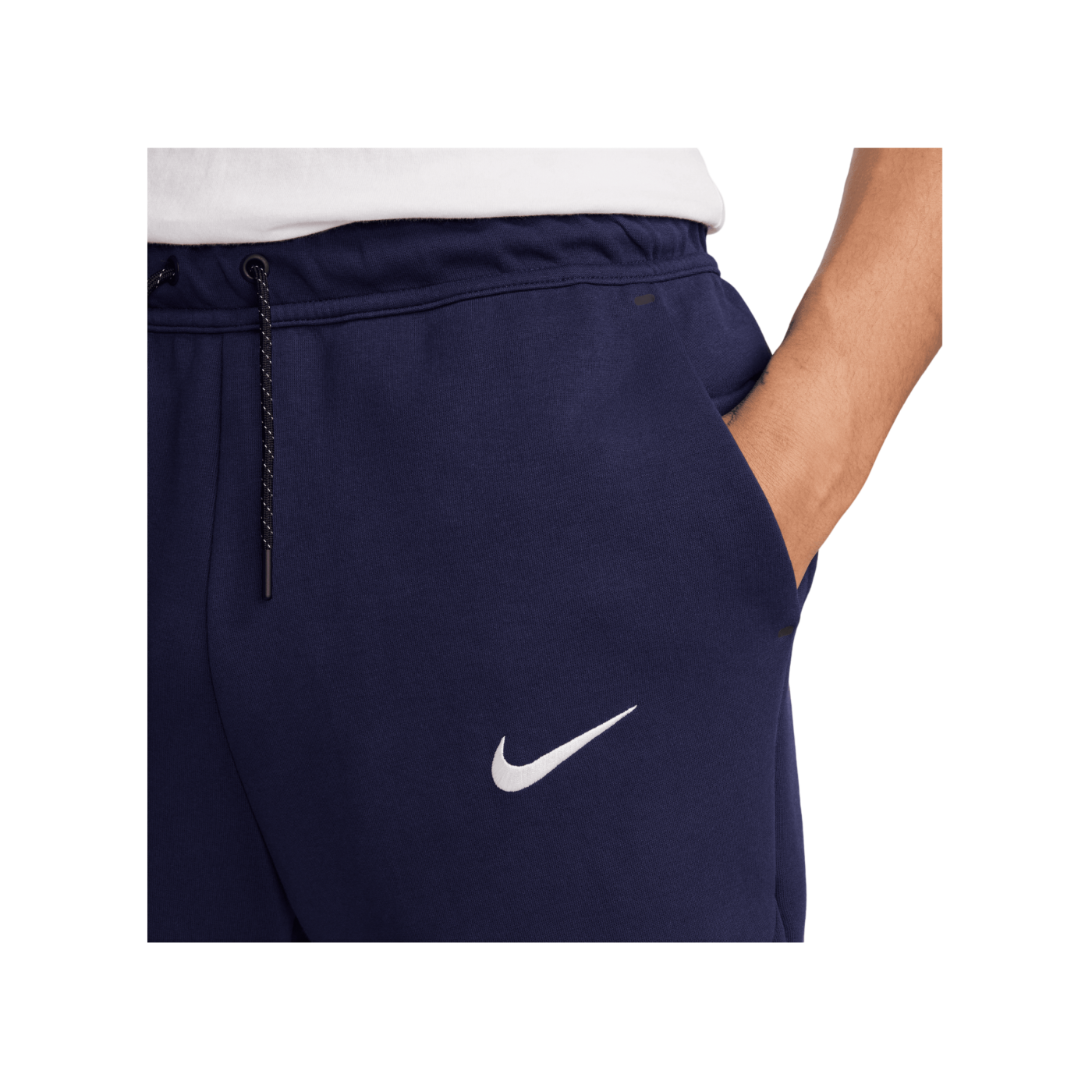 Nike England Tech Fleece Jogginghose EM 2024 Lila F555