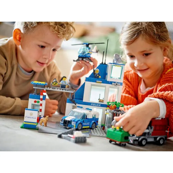 LEGO City 60316 Commissariat de police