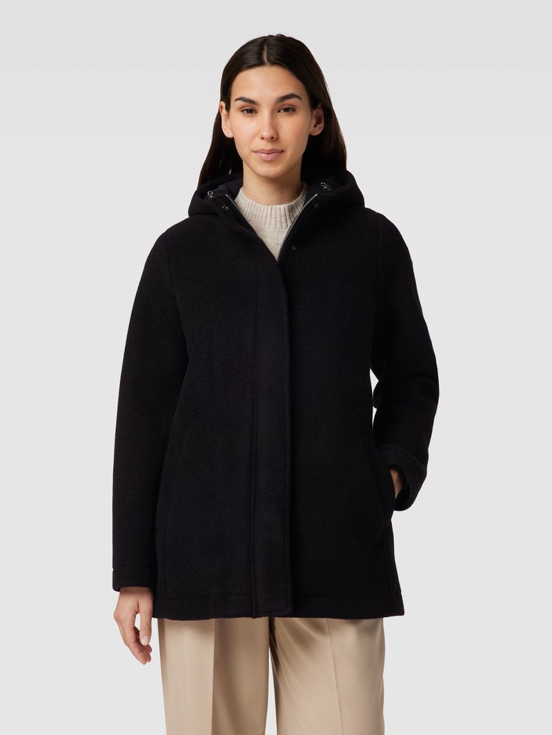 Jacke mit Kapuze in schwarz