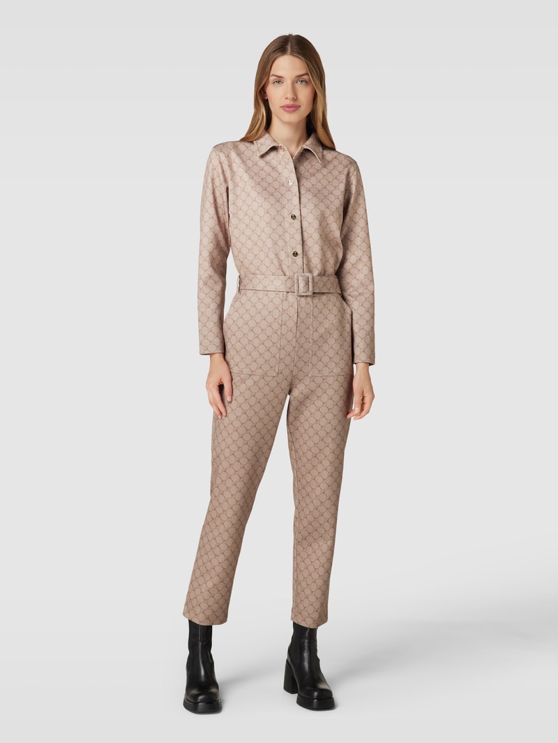 Jumpsuit mit Gürtel in camel