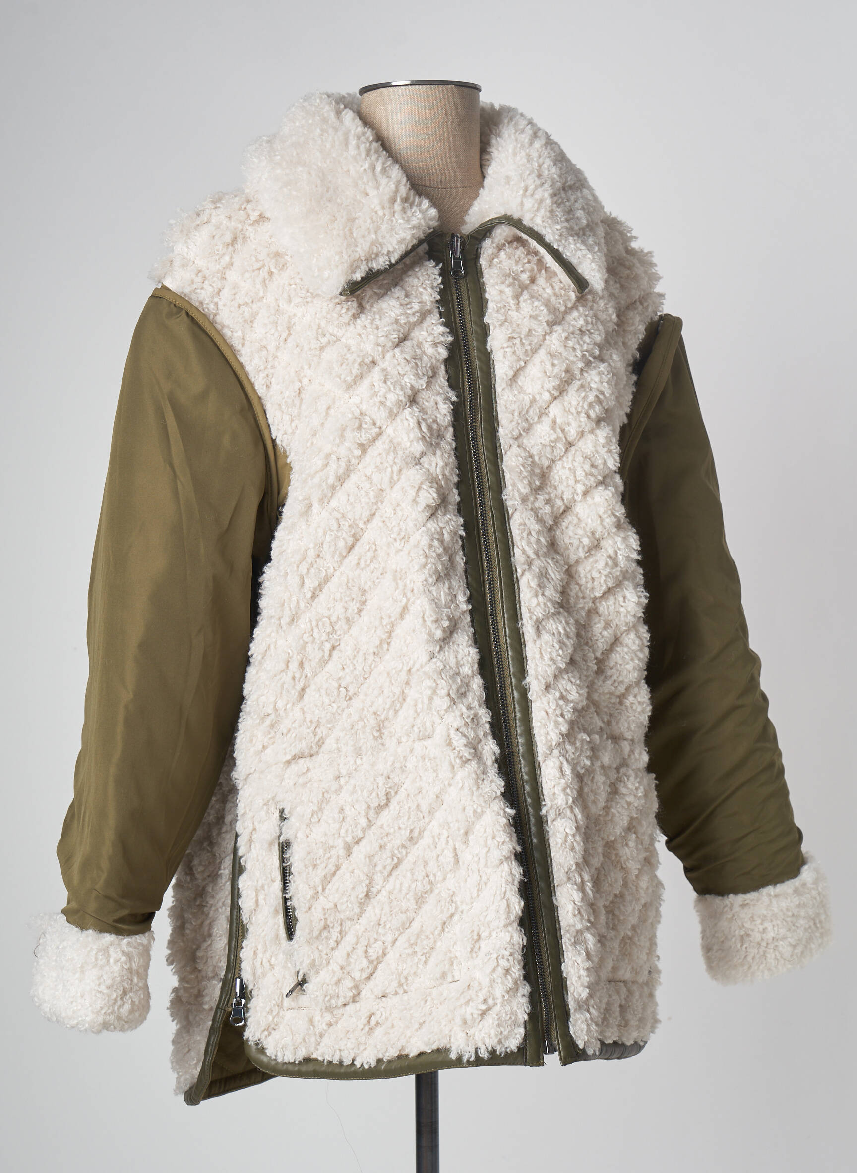 Urbancode Doudounes Femme couleur vert