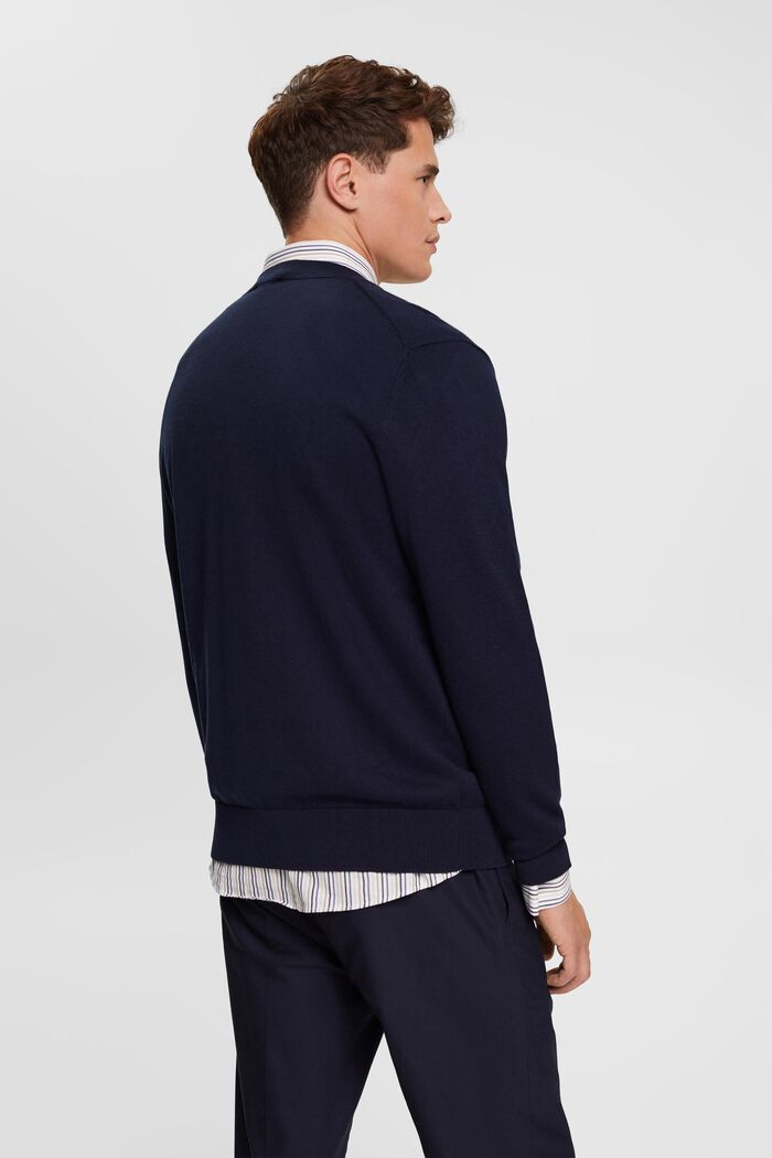 Strickpullover mit V-Ausschnitt
