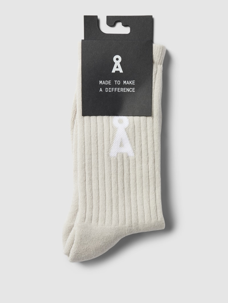 Socken mit Label-Detail Modell 'SAAMU' in offwhite