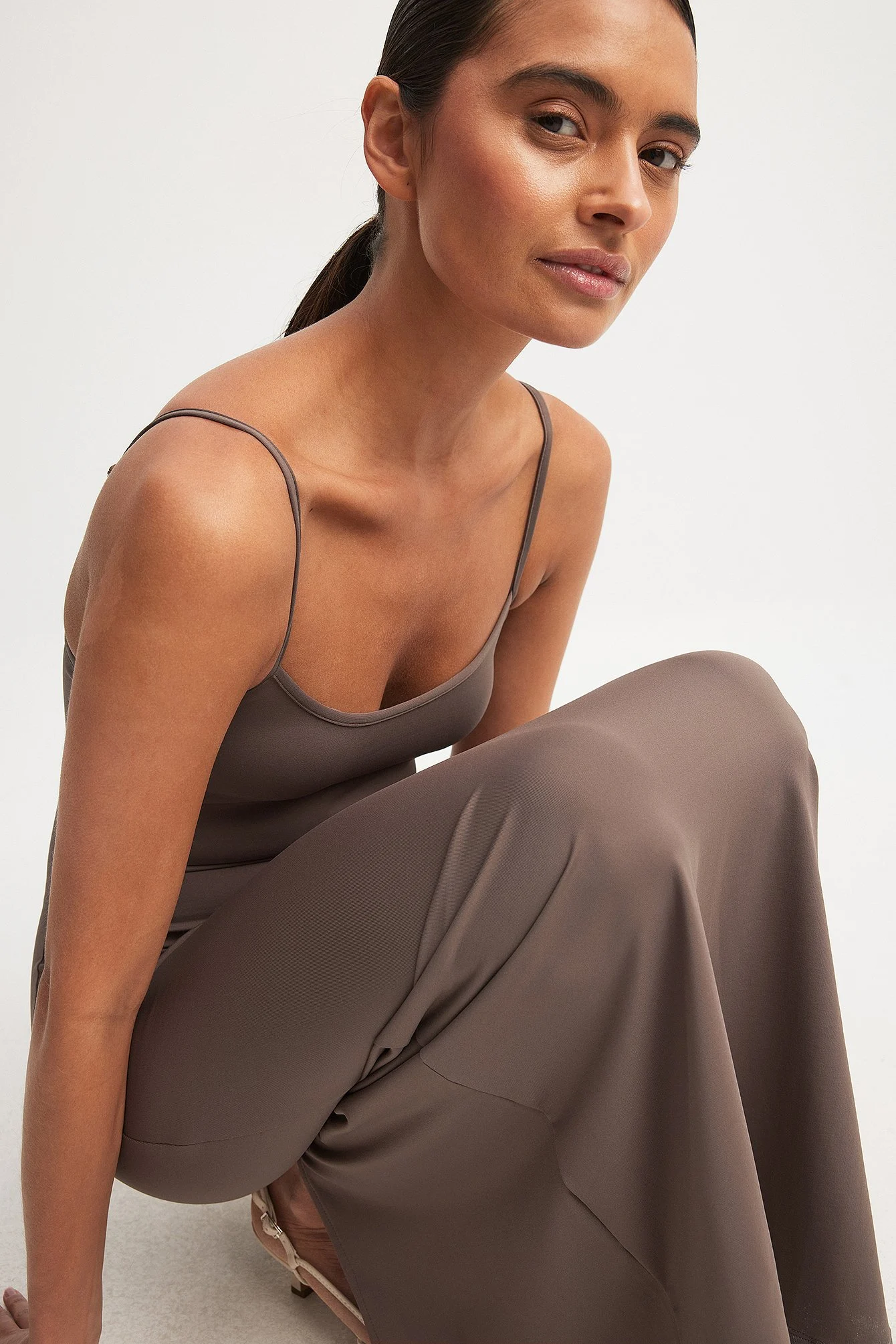 Eng anliegendes Maxi-Slipkleid