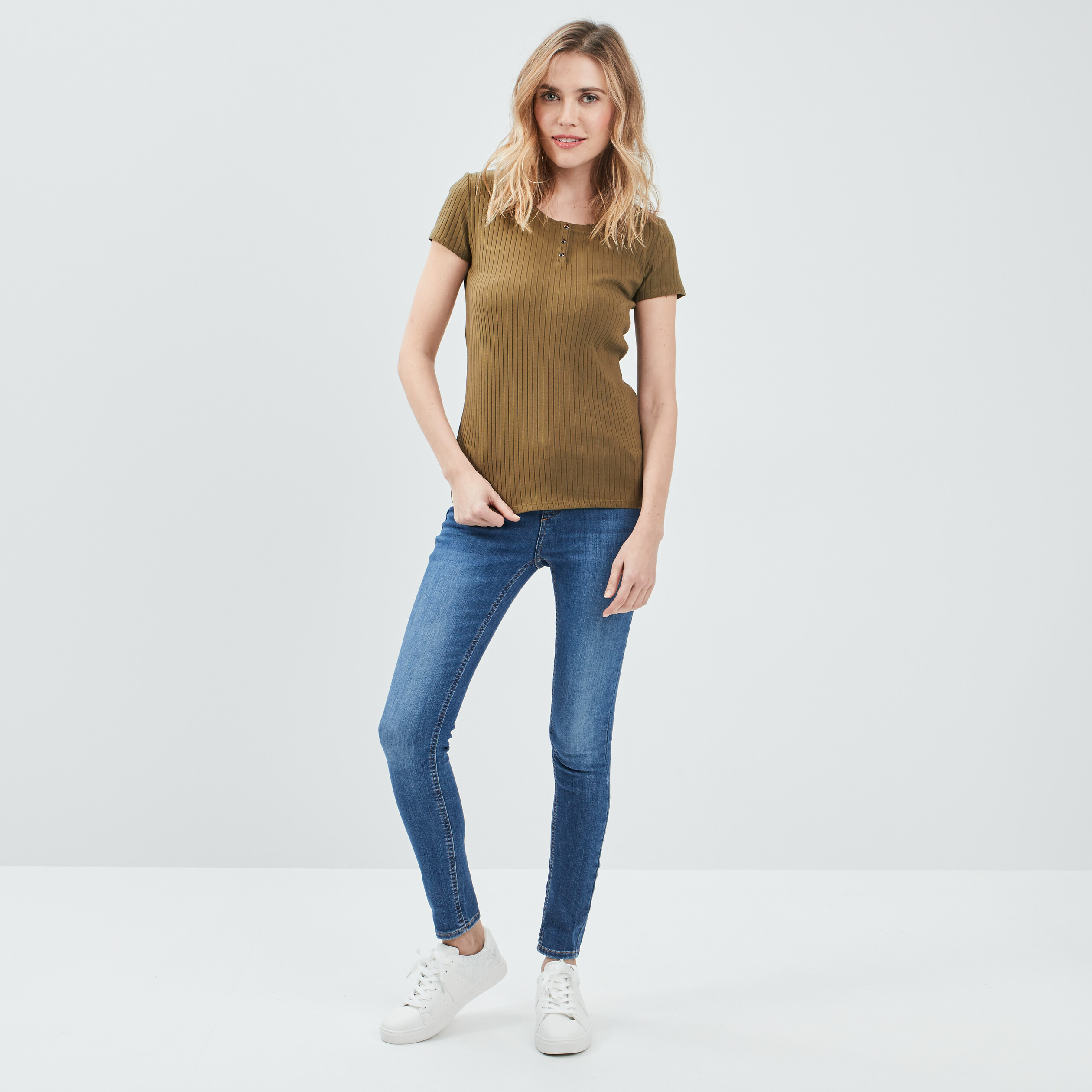 T-shirt manches courtes vert kaki femme | La Halle