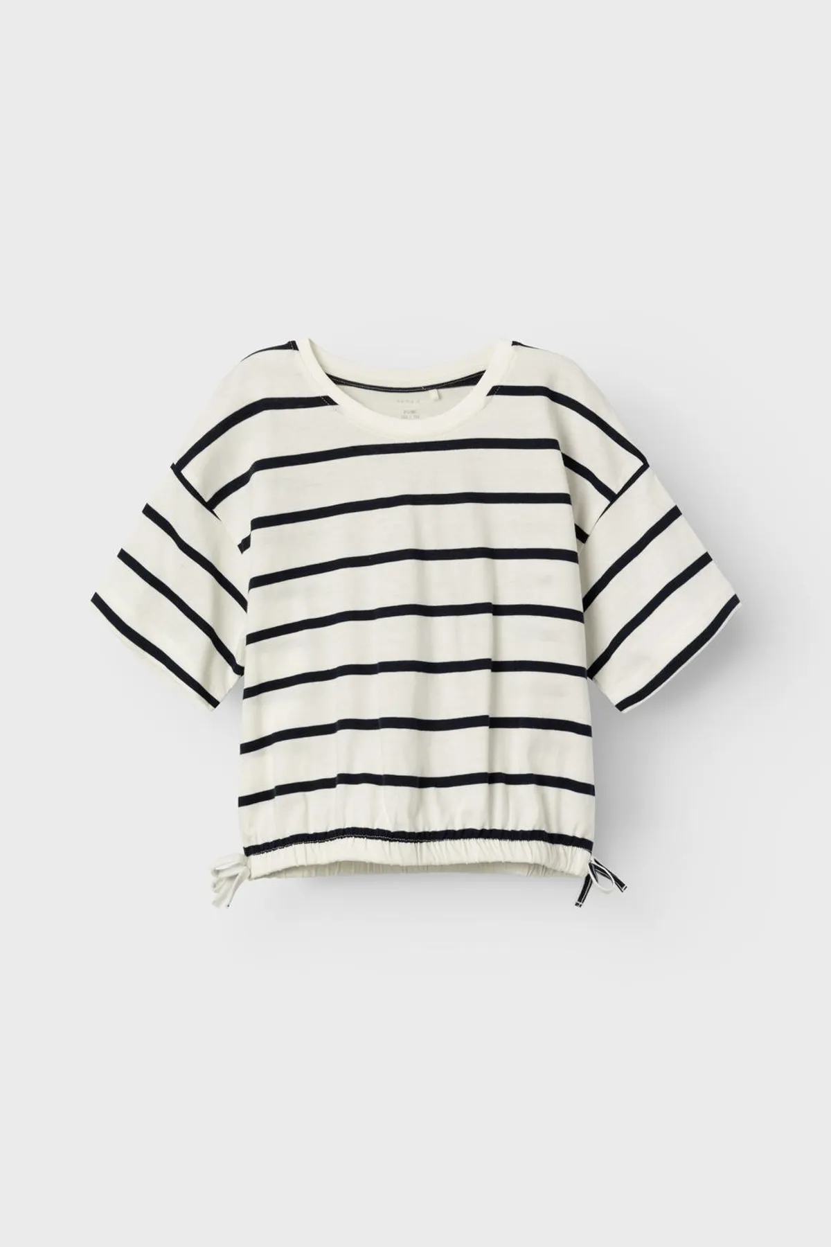 name ıt  NKFFUNION SS CROPPED BOXY TOP