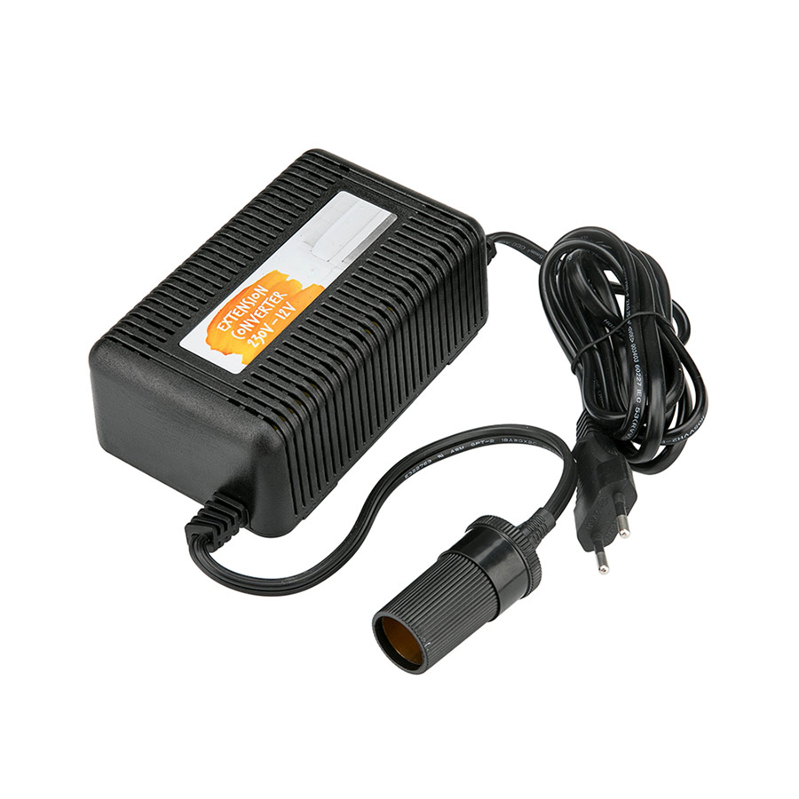 Spannungswandler von Norauto zur Umwandlung einer 230V Spannung in eine 12V Spannung, 5,8 A Sicherung, 1 Stück - ATU