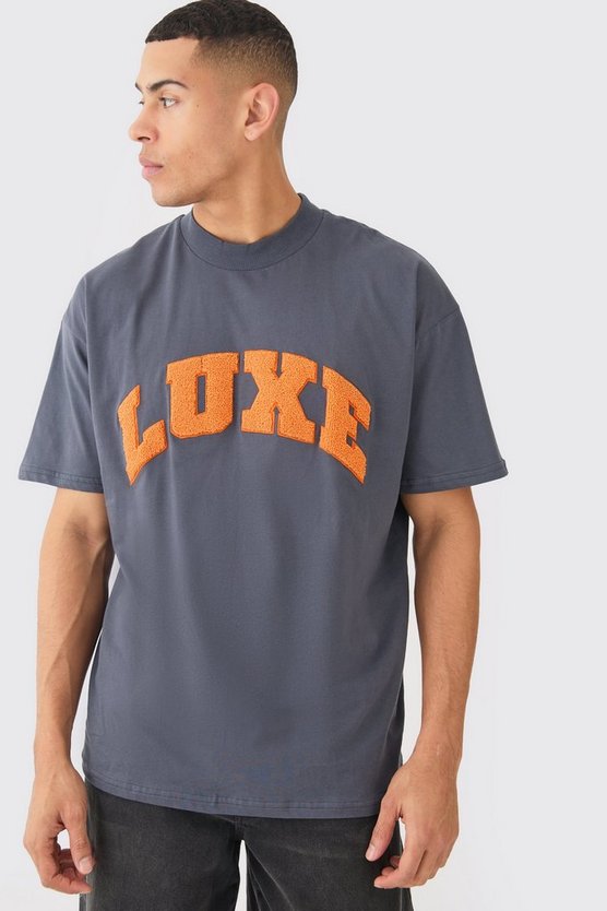 Oversize T-Shirt mit Applikation