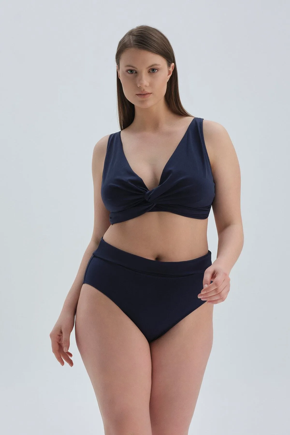 Dagi  Marineblaue Hose mit hoher Taille und Falten