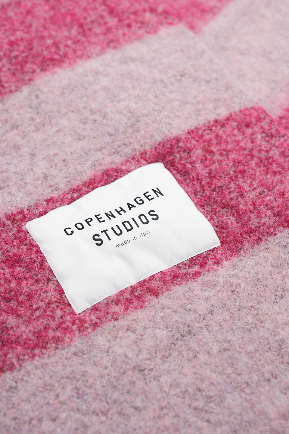 CPH SHAWL 3 wool mix fuchsia