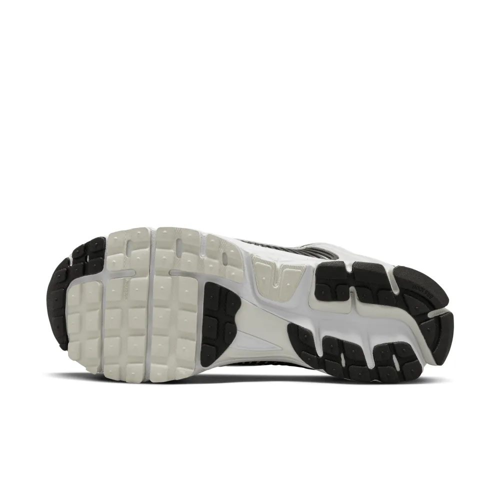 Nike Zoom Vomero 5 FB9149-101 / weiss