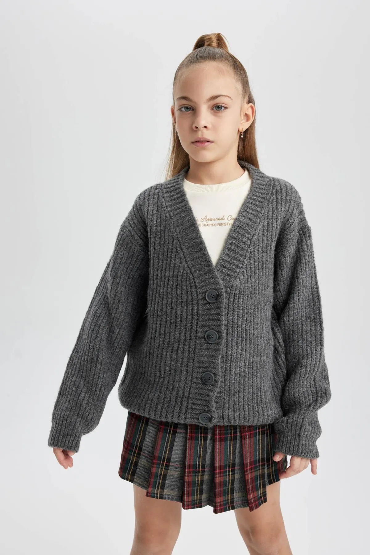 DeFacto  Strick-Cardigan für Mädchen mit V-Ausschnitt