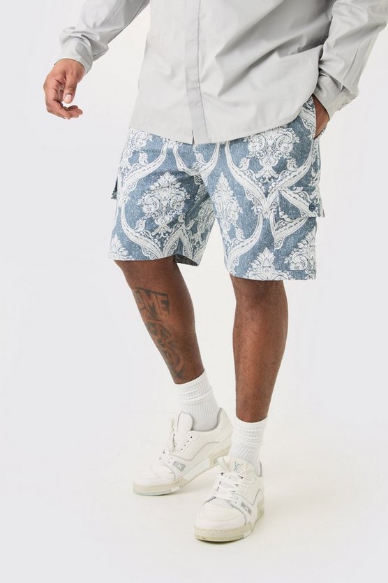 Plus strukturierte Cargo-Shorts