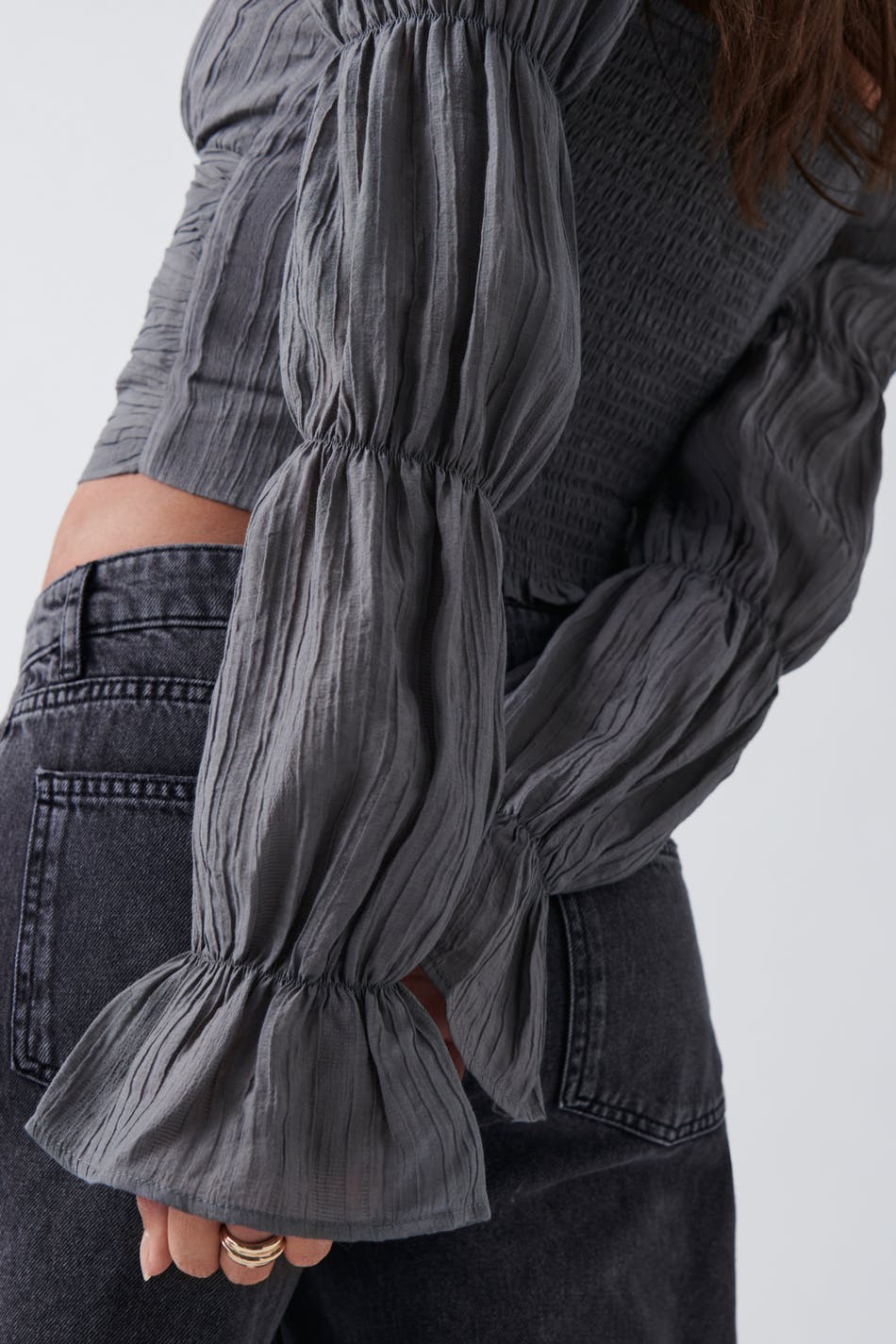 Puff sleeve blouse