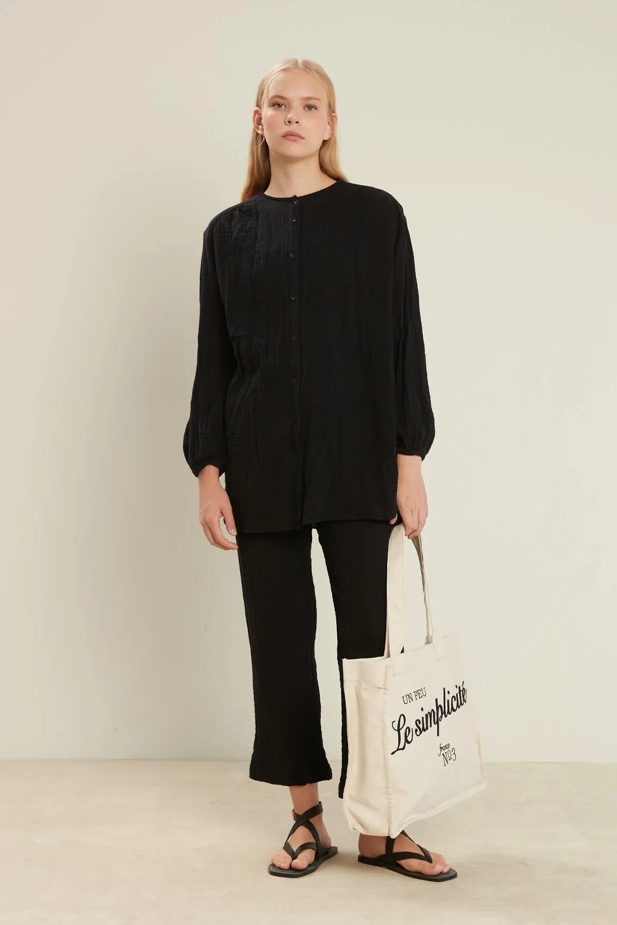 Manuka  MUSSELINHOSE SCHWARZ