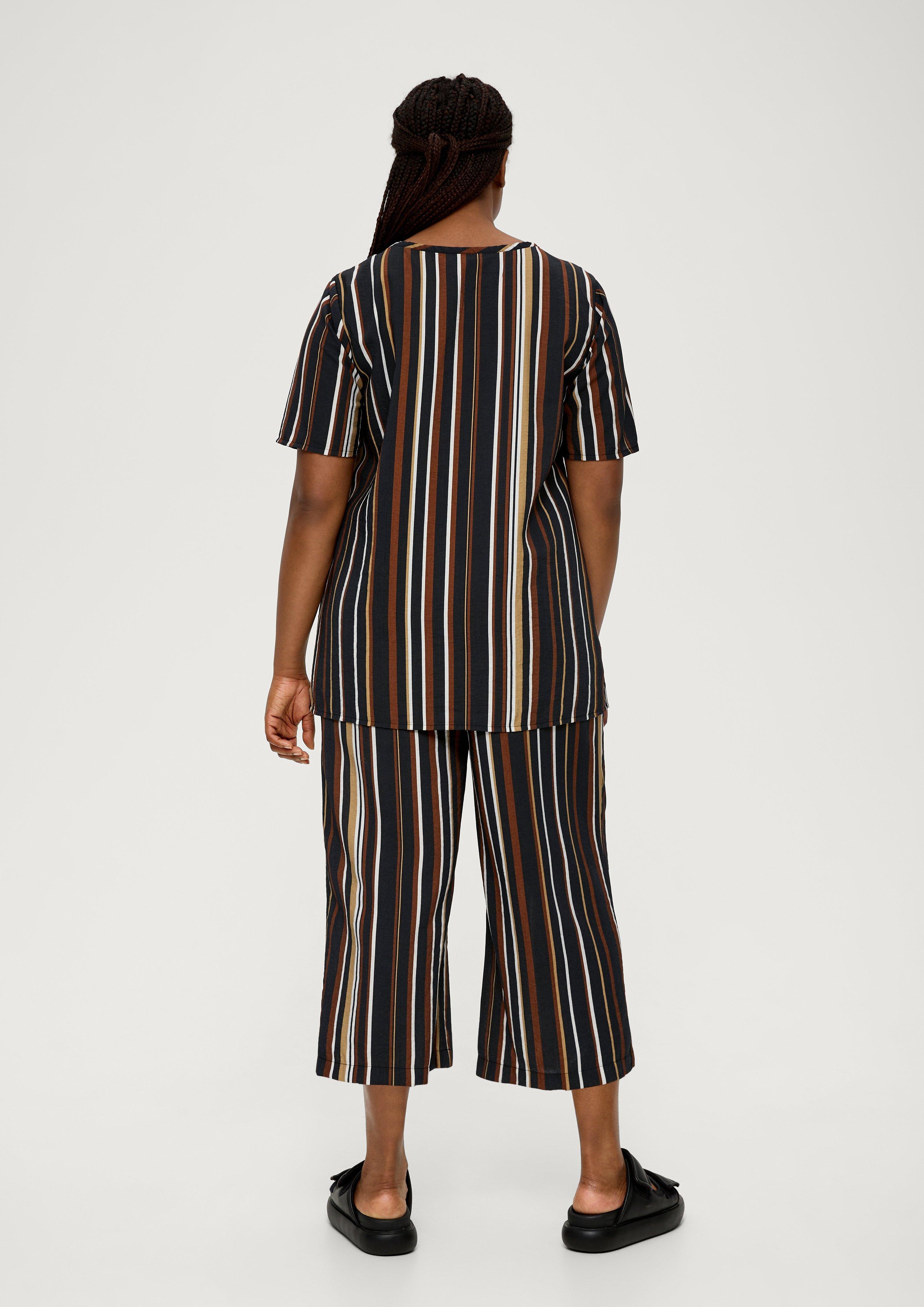Ausgestellte Bluse aus Viskosemix  2131363-87G7