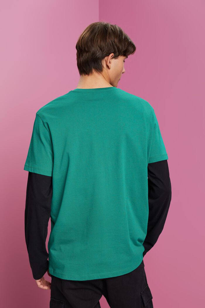 T-Shirt aus nachhaltiger Baumwolle mit Brusttasche