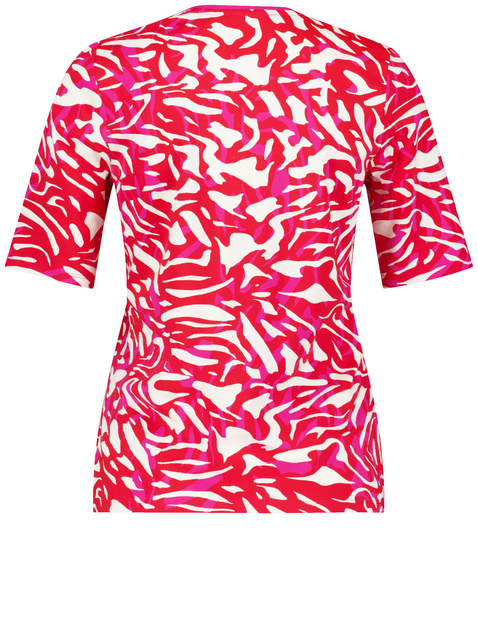 Halbarmshirt mit tiefrundem Ausschnitt