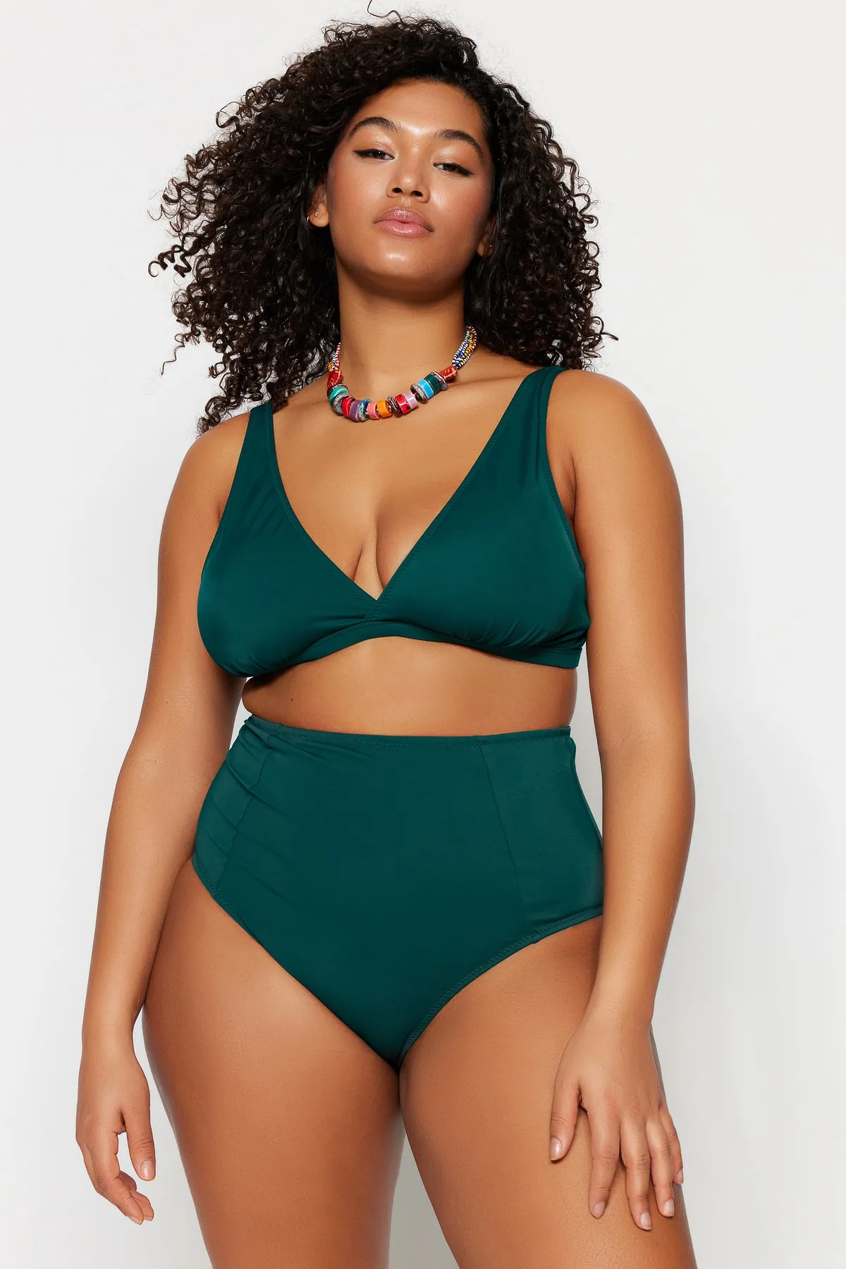Trendyol Curve  Grüne Bikinihose mit hoher Taille TBBSS23CR00002