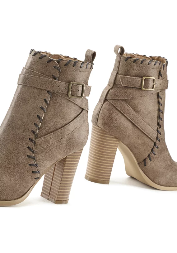 High-Heel-Stiefelette