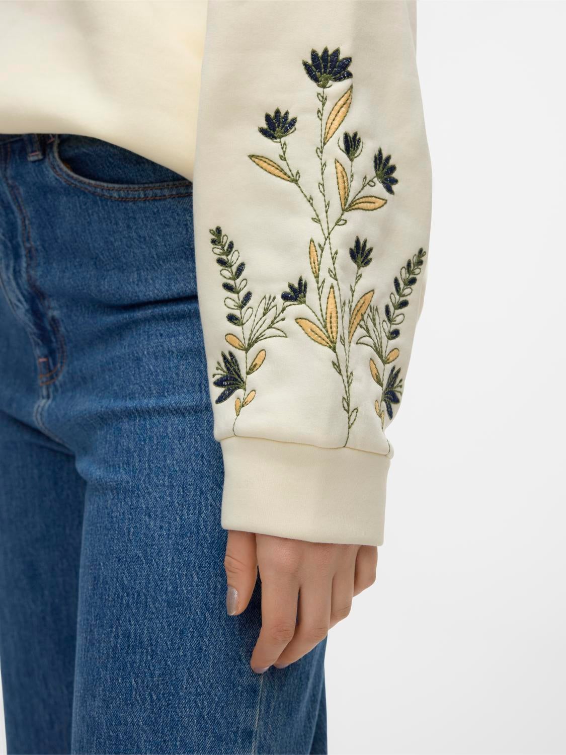 VMIVY Sweatshirt
