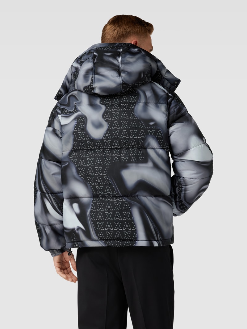 Steppjacke mit Allover-Print in schwarz
