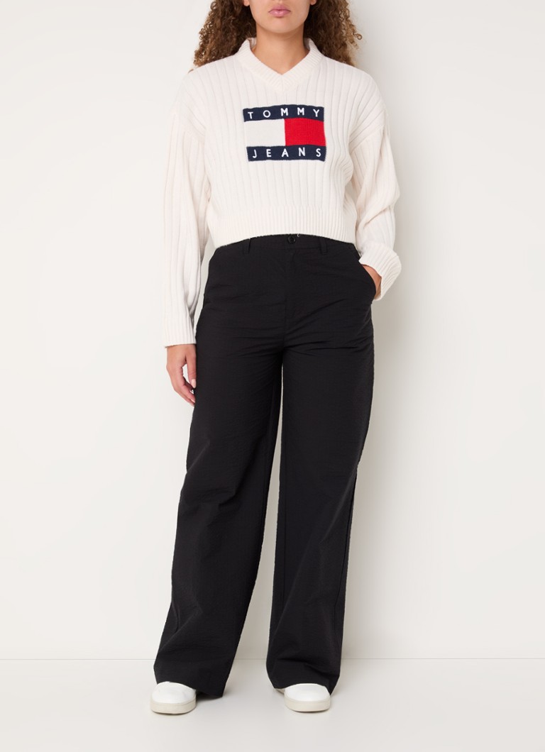 Pantaloni drepți, cu talie înaltă și buzunare laterale, modelul Claire de la Tommy Hilfiger.