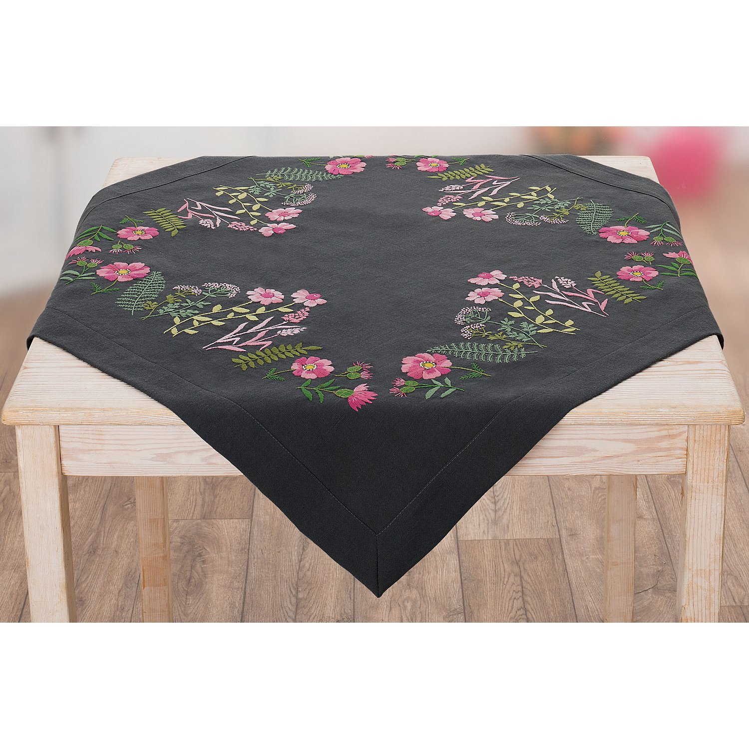 Stickmitteldecke 