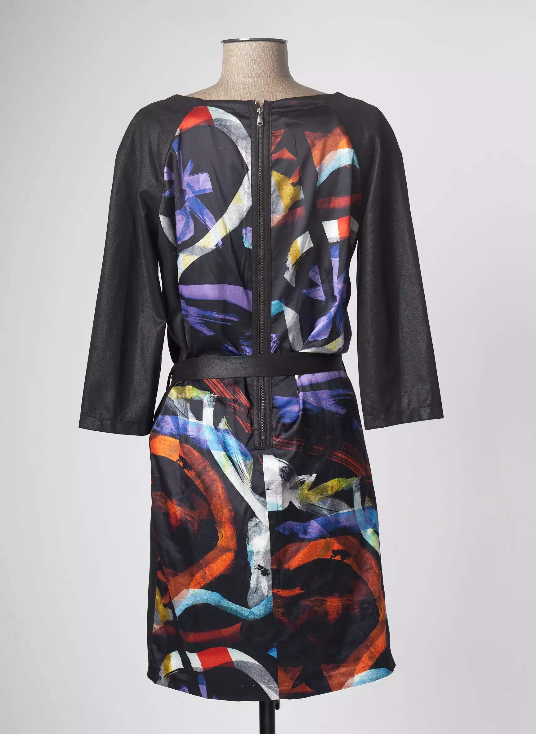 Voodoo Robes Courtes Femme couleur noir