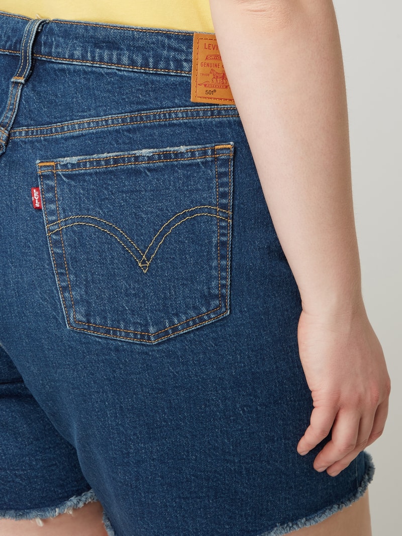PLUS SIZE High Rise Jeansshorts mit Stretch-Anteil Modell '501™' in jeans