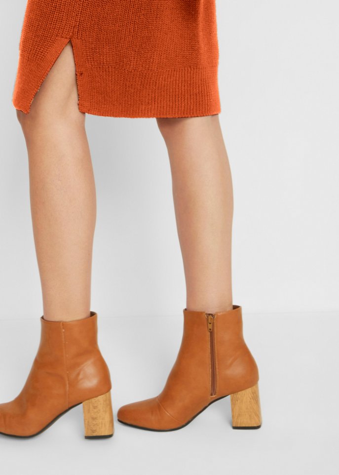 Oversize-Ripp-Strickkleid mit Schlitz
