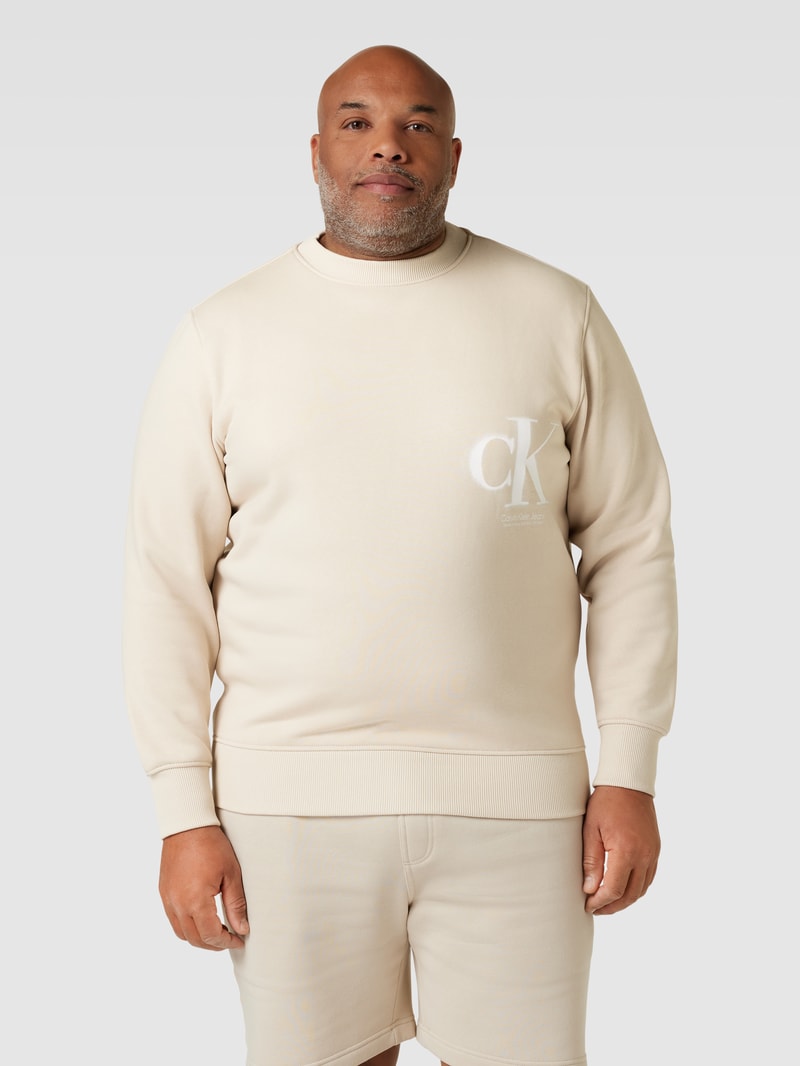 PLUS SIZE Sweatshirt mit Label-Print in beige