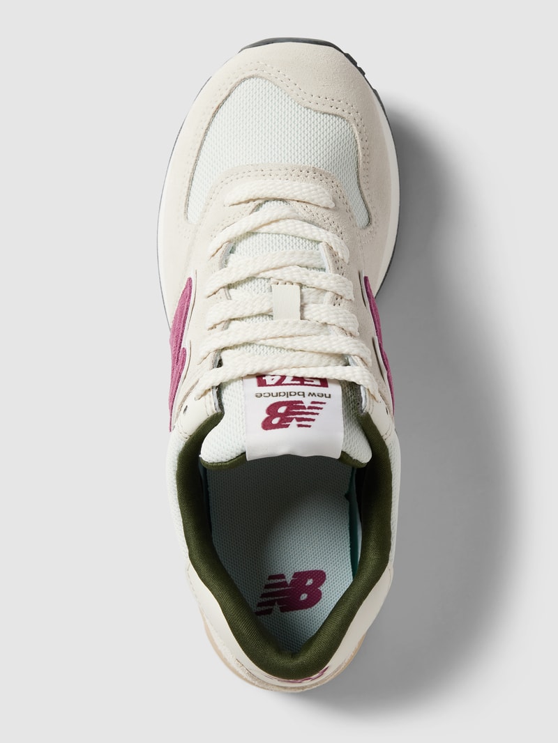 Sneaker mit Label-Detail in beige